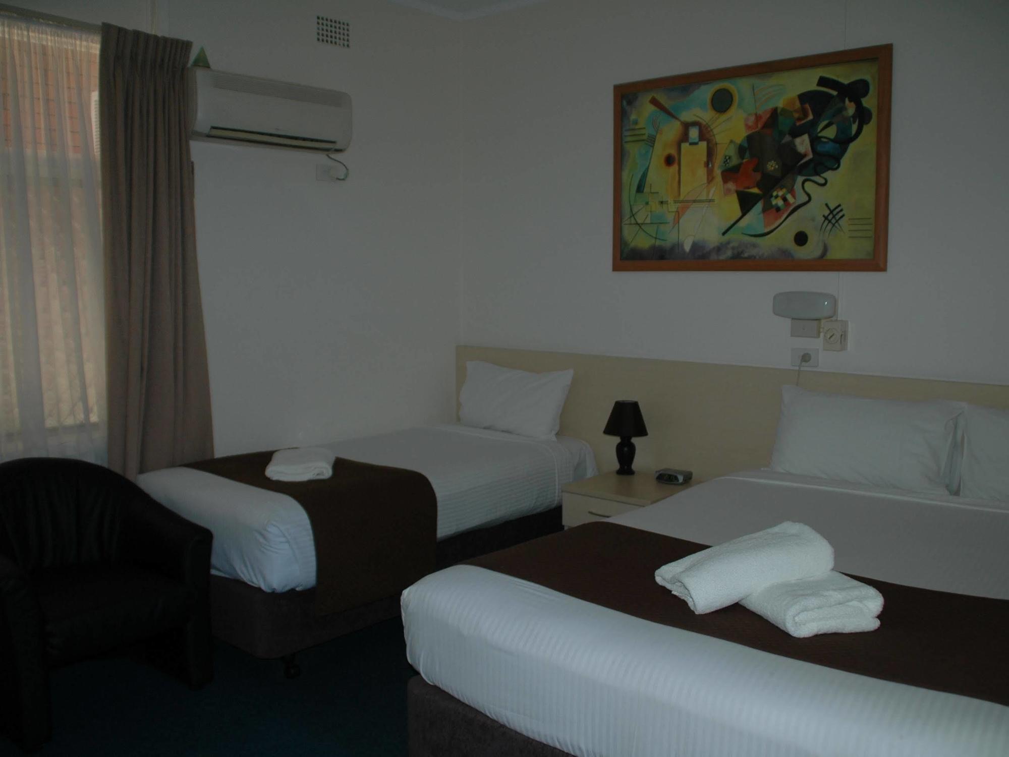 Bentleigh Motor Inn Coffs Harbour Exterior foto